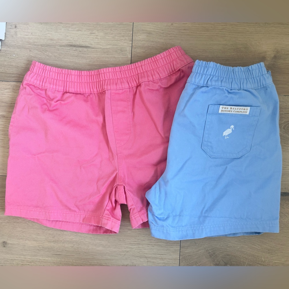 NWOT The Beaufort Bonnet Company Kids Shorts in Coral Pink & Light Blue